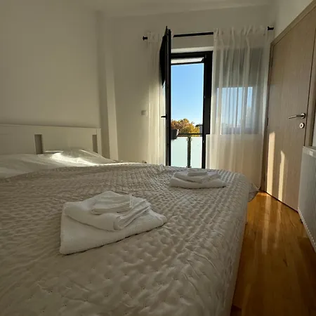 Petrovic Lägenhet Vranje